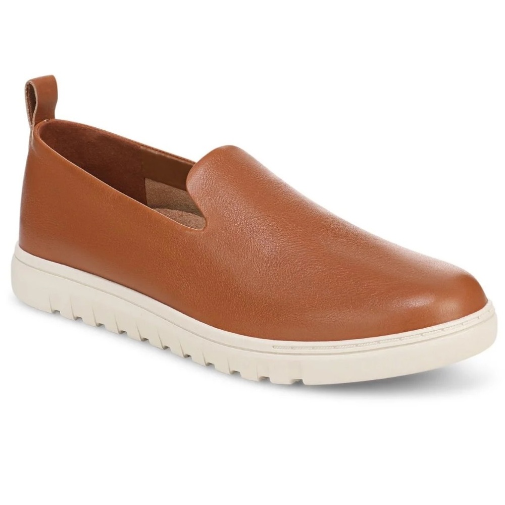 NWOT Vionic Uptown Willa Slip On Sneaker
